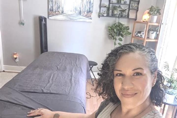 Eva, 30, a black grey-eyed caribbean companion based in Roedelmaier. Offering Tantra, Girlfriend Experience, Dinner Date. Available for incall and outcall, d...