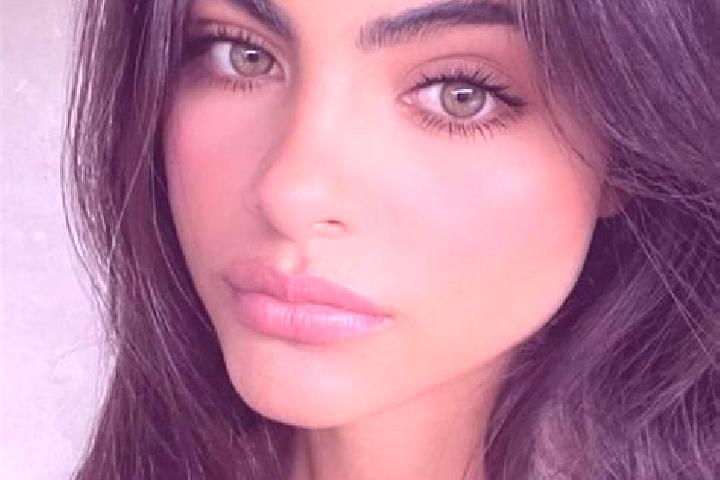 Eva, 30, a blonde grey-eyed indian companion based in Temax. Offering Striptease, Overnight, Travel Companion. Available for incall and outcall, day and even...