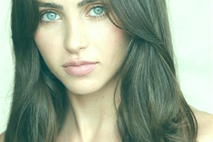 Eva, 30, a brunette brown-eyed caribbean companion based in Batignano. Offering 69, Fetish, CIM. Available for incall and outcall, overnight bookings available.