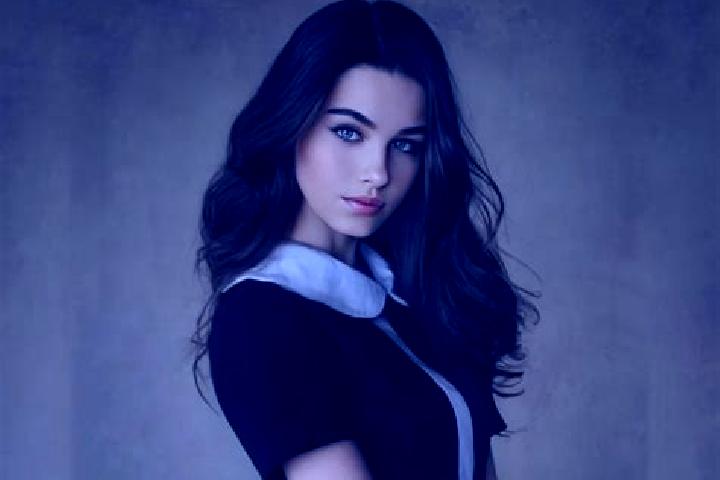 Eva, 30, a brunette dark-eyed slavic companion based in Akhtubinsk. Offering 69, BDSM, Couples, Striptease. Available for incall and outcall, day and evening...
