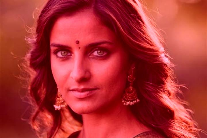 Eva, 30, a chestnut green-eyed indian companion based in Tieny-Seably. Offering Tantra, Overnight, CIM. Available for incall and outcall, day and evening dates.