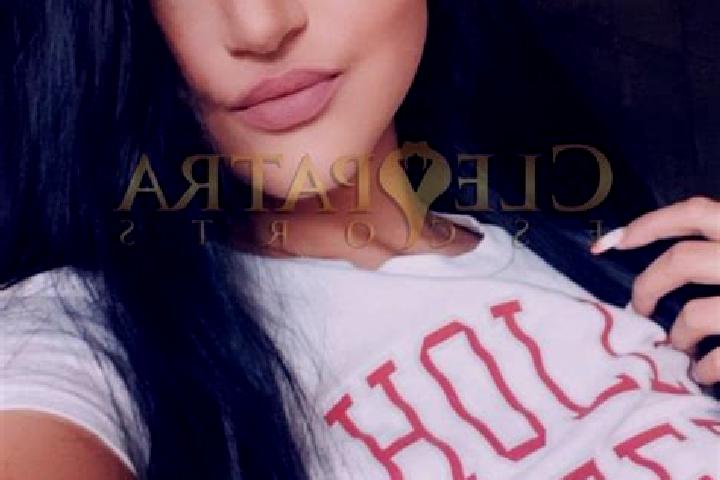 Eva, 30, a red grey-eyed mediterranean companion based in Mezzegra. Offering Overnight, OWO, Tantra. Available for incall and outcall, overnight bookings ava...