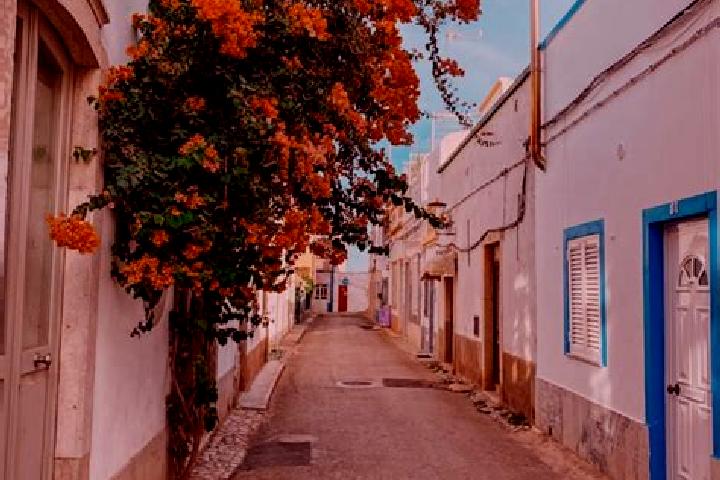 Eva, 30 — Escort in Fuzeta, Portugal