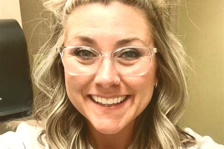 Eva, 30 — Escort in Nixa, United States