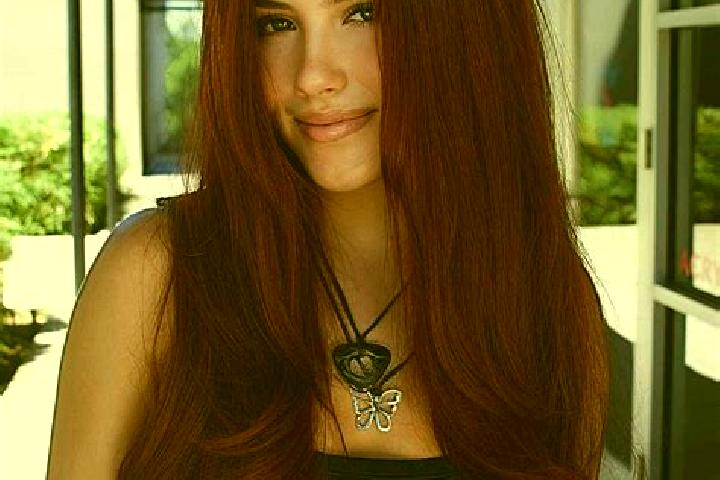 Eva, 31, a auburn brown-eyed mediterranean companion based in Nunkini. Offering GFE, BDSM, Erotic Massage, Fetish. Available for incall and outcall, overnigh...