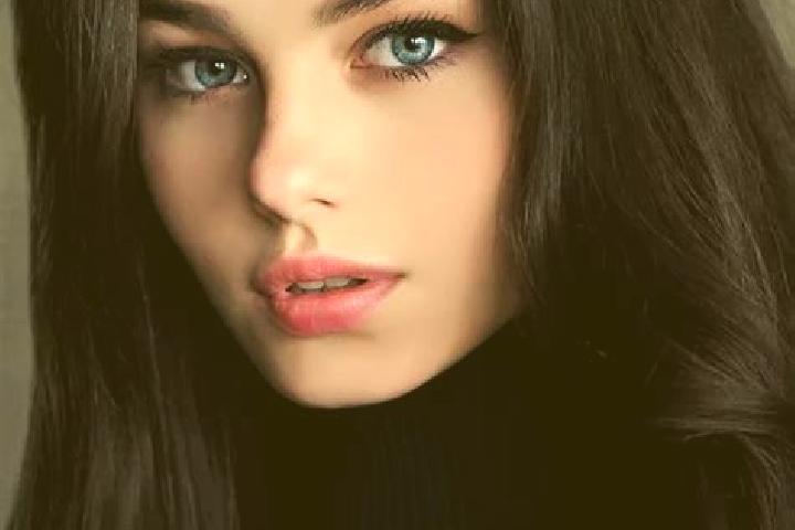 Eva, 31, a black blue-eyed caucasian companion based in Sl azany. Offering A-Level, Deep French Kissing, Couples, 69. Available for incall and outcall, day a...