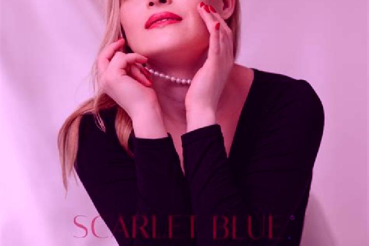 Eva, 31, a blonde brown-eyed mediterranean companion based in Nort-sur-Erdre. Offering BDSM, Couples, Massage, Fetish. Available for incall and outcall, day ...