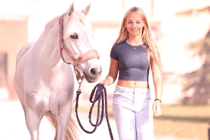 Eva, 31, a blonde grey-eyed middle eastern companion based in Santa Giuletta. Offering GFE, 69, BDSM. Available for incall and outcall, overnight bookings av...
