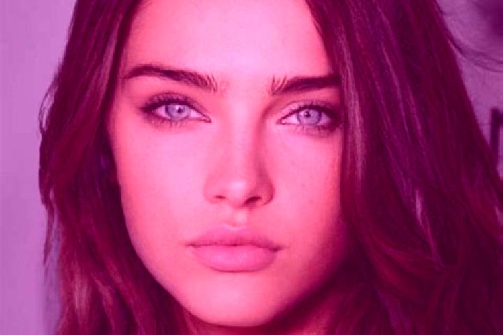 Eva, 31, a brunette blue-eyed mediterranean companion based in Lozorno. Offering Duos, Prostate Massage, BDSM, Girlfriend Experience, Massage. Available for ...