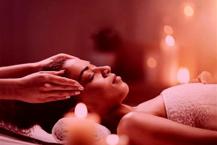 Eva, 31, a chestnut dark-eyed caucasian companion based in Bhadaur. Offering Erotic Massage, Overnight, A-Level, Massage. Available for incall and outcall, o...