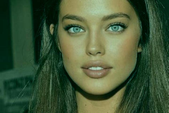Eva, 31, a chestnut green-eyed caucasian companion based in Union de Azuero. Offering Travel Companion, Overnight, Dinner Date, Erotic Massage. Available for...