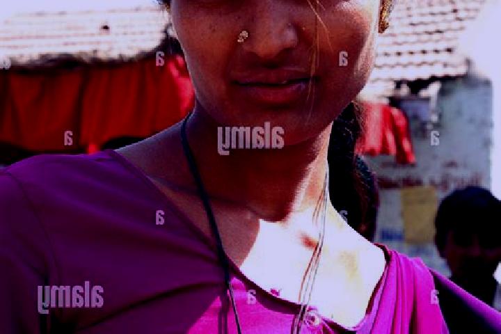 Eva, 31, a red blue-eyed indian companion based in Navokaha. Offering BDSM, Erotic Massage, Roleplay. Available for incall and outcall, overnight bookings av...