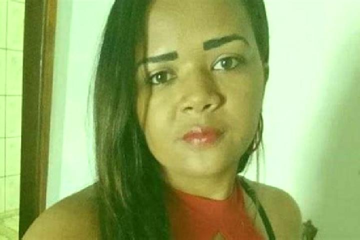 Eva, 31, a red grey-eyed slavic companion based in Sao Sebastiao do Paraiso. Offering Couples, Massage, Duos, Overnight, Striptease. Available for incall and...
