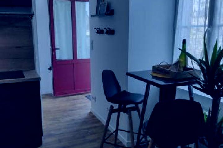 Eva, 31 — Escort in Amigny-Rouy, France
