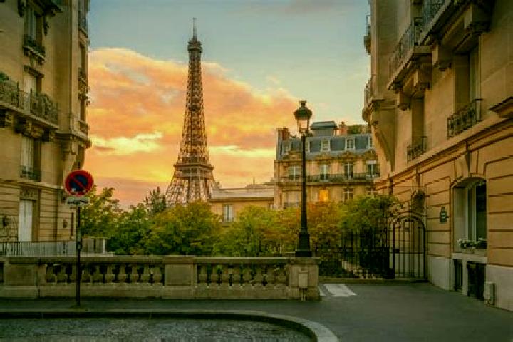 Eva, 31 — Escort in Leyrieu, France
