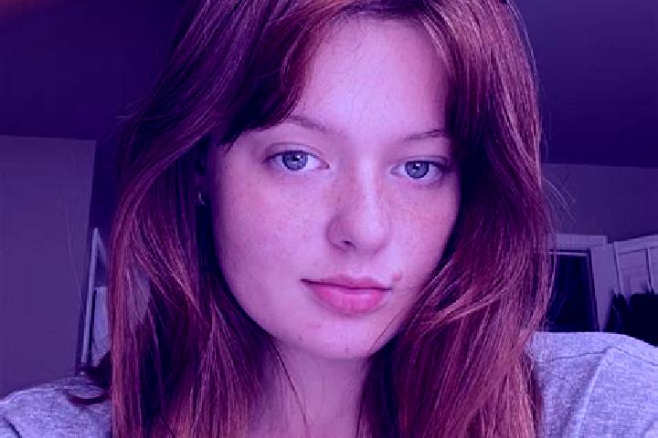 Eva, 32, a auburn grey-eyed caucasian companion based in Conche. Offering Domination, CIM, Deep French Kissing. Available for incall and outcall, overnight b...