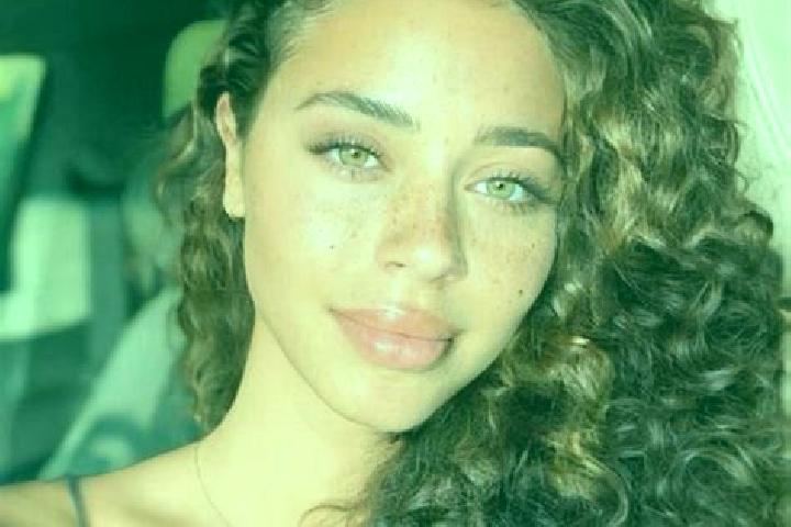 Eva, 32, a black hazel-eyed latina companion based in Luftinje. Offering GFE, Couples, Domination, A-Level, Erotic Massage. Available for incall and outcall,...