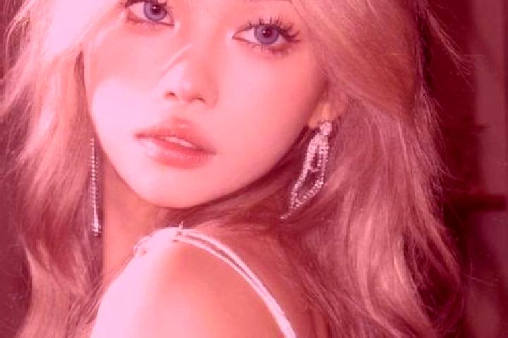 Eva, 32, a blonde amber-eyed asian companion based in Metro City New Township. Offering Girlfriend Experience, Striptease, Travel Companion, Domination. Avai...