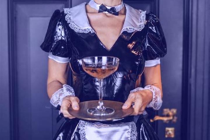 Eva, 32, a brunette brown-eyed mixed companion based in Marina di Casal Velino. Offering BDSM, Roleplay. Available for incall and outcall, day and evening da...