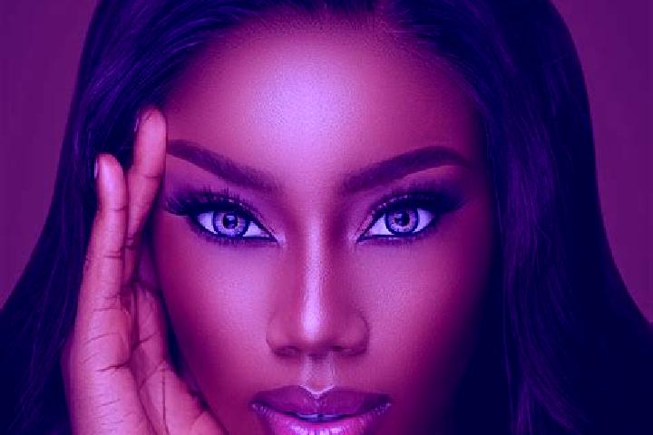 Eva, 32, a chestnut blue-eyed ebony companion based in Bichl. Offering Deep French Kissing, OWO, Massage. Available for incall and outcall, overnight booking...