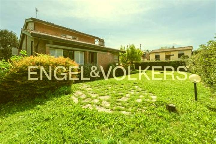Eva, 32 — Escort in Cascine Calderari, Italy
