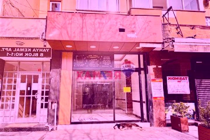 Eva, 32 — Escort in Kadikoey, Turkey