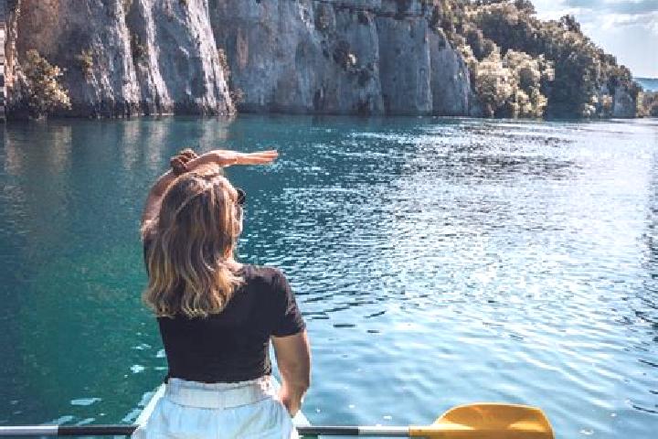 Eva, 32 — Escort in Mbouini, Mayotte