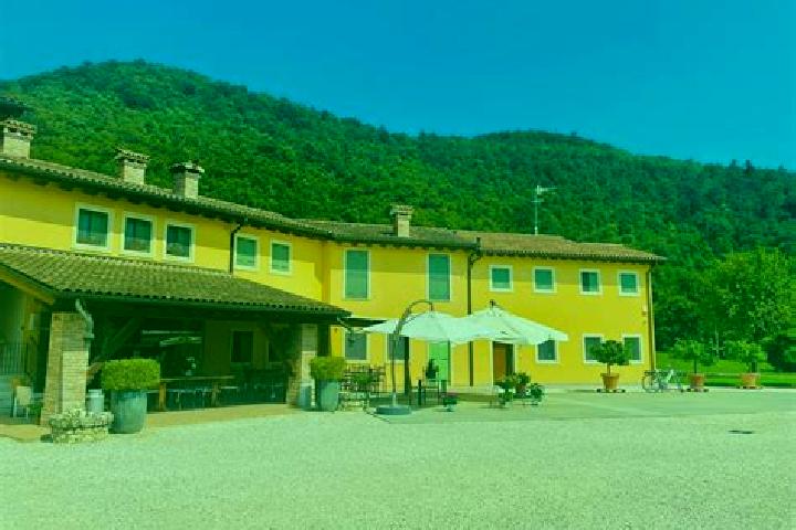 Eva, 32 — Escort in Valle Lomellina, Italy