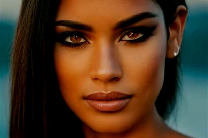 Eva, 33, a black dark-eyed latina companion based in Balala. Offering Tantra, Dinner Date, Couples, A-Level. Available for incall and outcall, day and evenin...