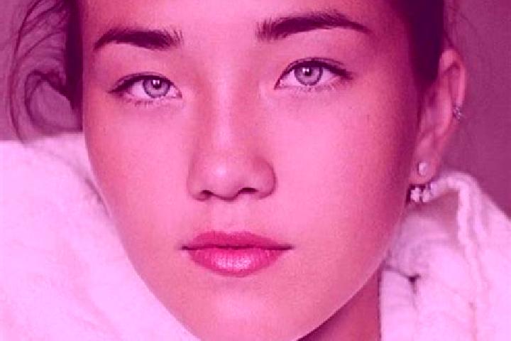 Eva, 33, a black grey-eyed caucasian companion based in Islam Chumgar. Offering Roleplay, Domination, Dinner Date, Duos. Available for incall and outcall, ov...