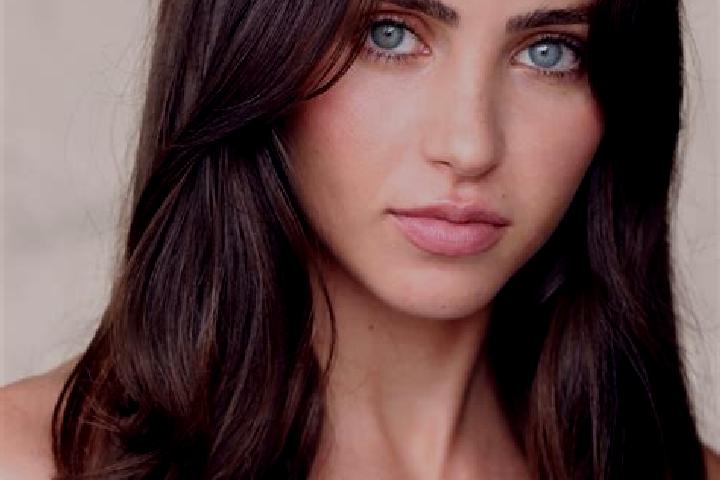 Eva, 33, a chestnut brown-eyed european companion based in Ipe. Offering CIM, Tantra, 69. Available for incall and outcall, overnight bookings available.