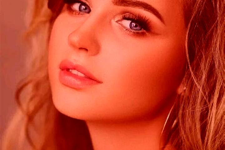 Eva, 33, a dark blonde blue-eyed mediterranean companion based in South Norwood. Offering GFE, Roleplay, Erotic Massage. Available for incall and outcall, da...
