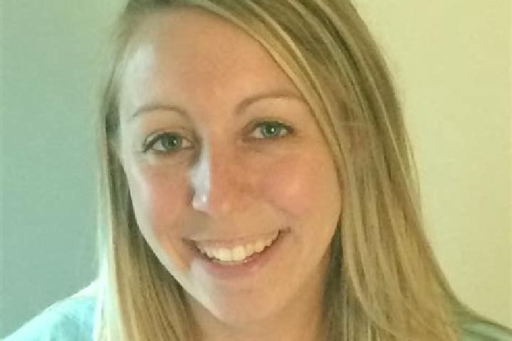 Eva, 33 — Escort in Canfield, United States