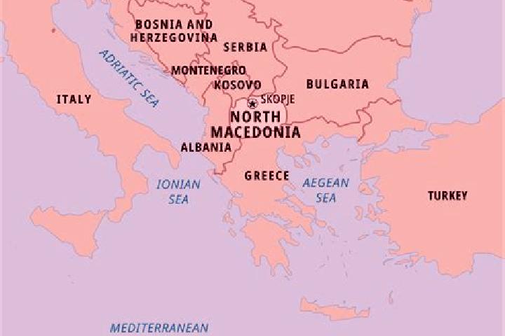 Eva, 33 — Escort in Romanovci, North Macedonia