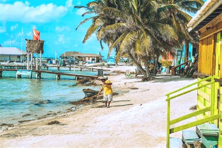 Eva, 33 — Escort in Steadfast, Belize
