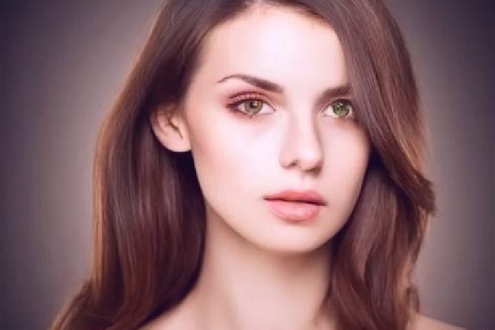 Eva, 34, a auburn amber-eyed european companion based in Balao. Offering Duos, OWO, GFE, 69. Available for incall and outcall, overnight bookings available.