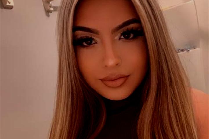 Eva, 34, a blonde grey-eyed latina companion based in Kyiv Quarter. Offering Erotic Massage, Couples, 69, Girlfriend Experience, OWO. Available for incall an...