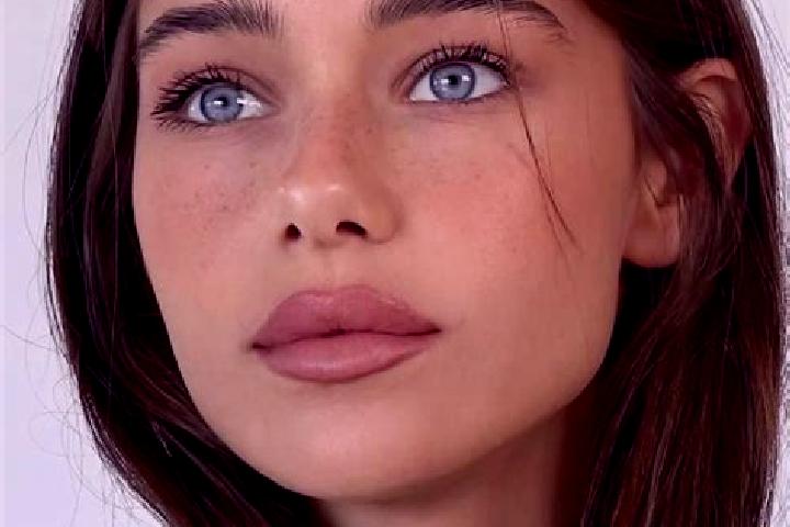 Eva, 34, a brunette brown-eyed slavic companion based in Tozeur. Offering Domination, A-Level, Deep French Kissing. Available for incall and outcall, day and...