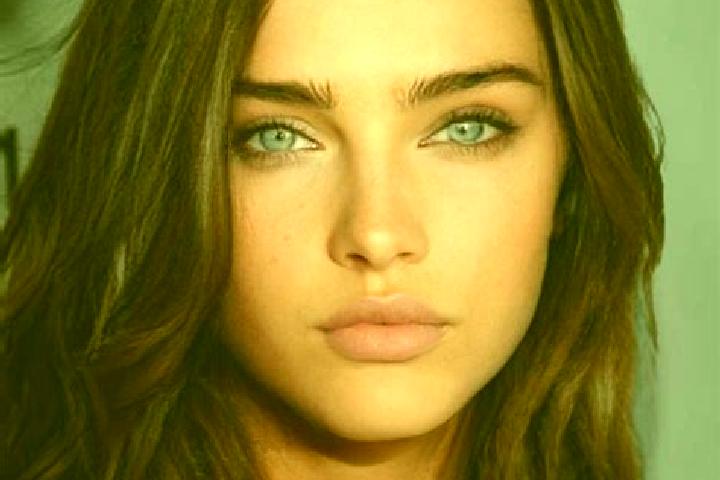 Eva, 34, a brunette grey-eyed mixed companion based in Mbattra. Offering Fetish, OWO, Deep French Kissing. Available for incall and outcall, overnight bookin...