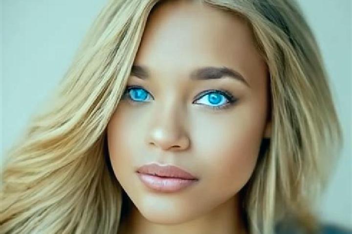 Eva, 34, a dark blonde blue-eyed latina companion based in Miedzyrzec Podlaski. Offering Roleplay, Erotic Massage, Couples, Domination. Available for incall ...