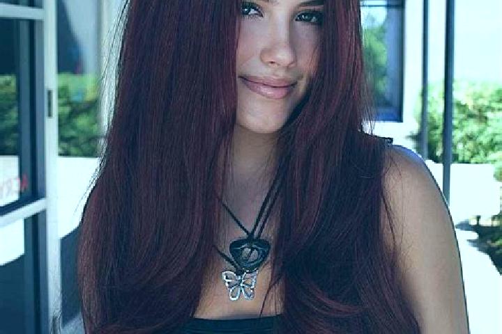 Eva, 35, a auburn dark-eyed mediterranean companion based in Bristol. Offering BDSM, Roleplay, CIM. Available for incall and outcall, day and evening dates.