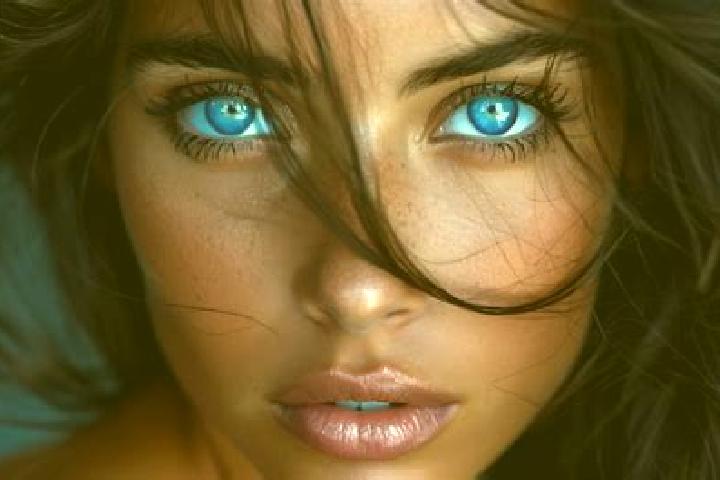 Eva, 35, a red blue-eyed latina companion based in Scenic. Offering Fetish, Roleplay, Duos. Available for incall and outcall, day and evening dates.