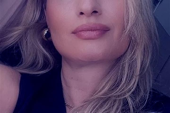 Eva, 35 — Escort in Ambierle, France