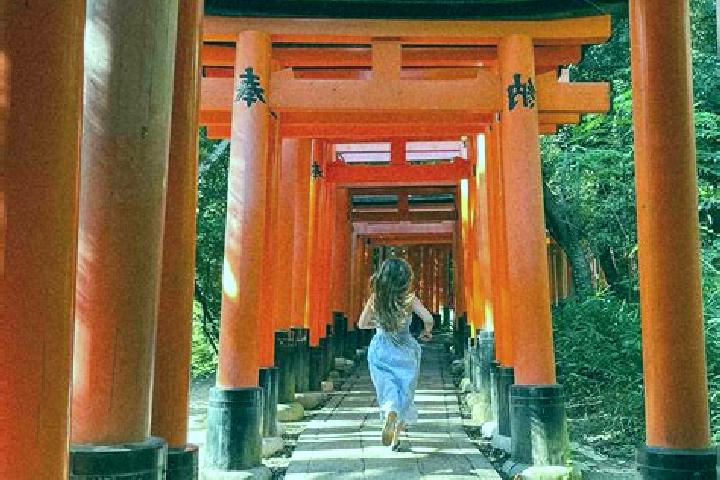 Eva, 35 — Escort in Minari, Japan