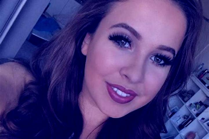 Eva, 36, a auburn amber-eyed caribbean companion based in Whickham. Offering Travel Companion, A-Level, Dinner Date, Fetish, CIM. Available for incall and ou...