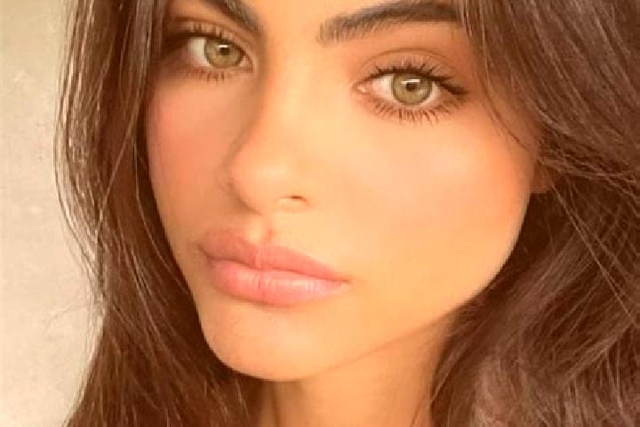 Eva, 36, a black brown-eyed indian companion based in Devasora South. Offering Domination, Travel Companion, Overnight, Striptease. Available for incall and ...