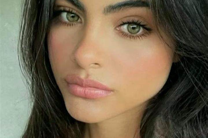 Eva, 36, a blonde dark-eyed middle eastern companion based in Elorz. Offering Party Girl, Prostate Massage, Roleplay, CIM. Available for incall and outcall, ...