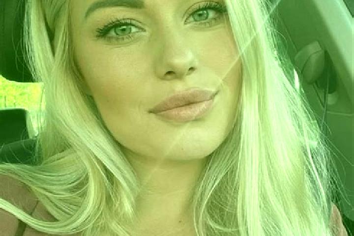 Eva, 36, a blonde hazel-eyed middle eastern companion based in Agua de Pena. Offering Domination, Massage, Travel Companion. Available for incall and outcall...