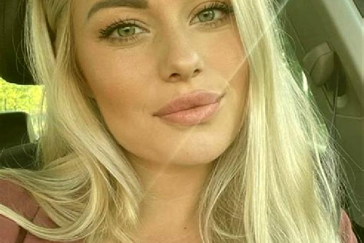 Eva, 36, a blonde hazel-eyed slavic companion based in Nihammatsu. Offering Dinner Date, OWO, 69. Available for incall and outcall, day and evening dates.