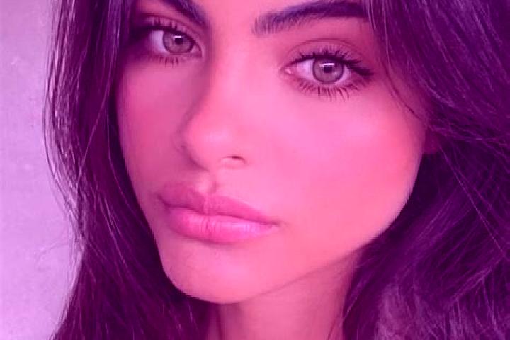 Eva, 36, a brunette green-eyed mediterranean companion based in Zandov. Offering Fetish, Couples, Duos. Available for incall and outcall, overnight bookings ...